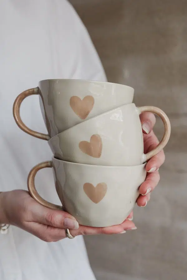 A lovely cup of Love & Happiness - Majas Cottage